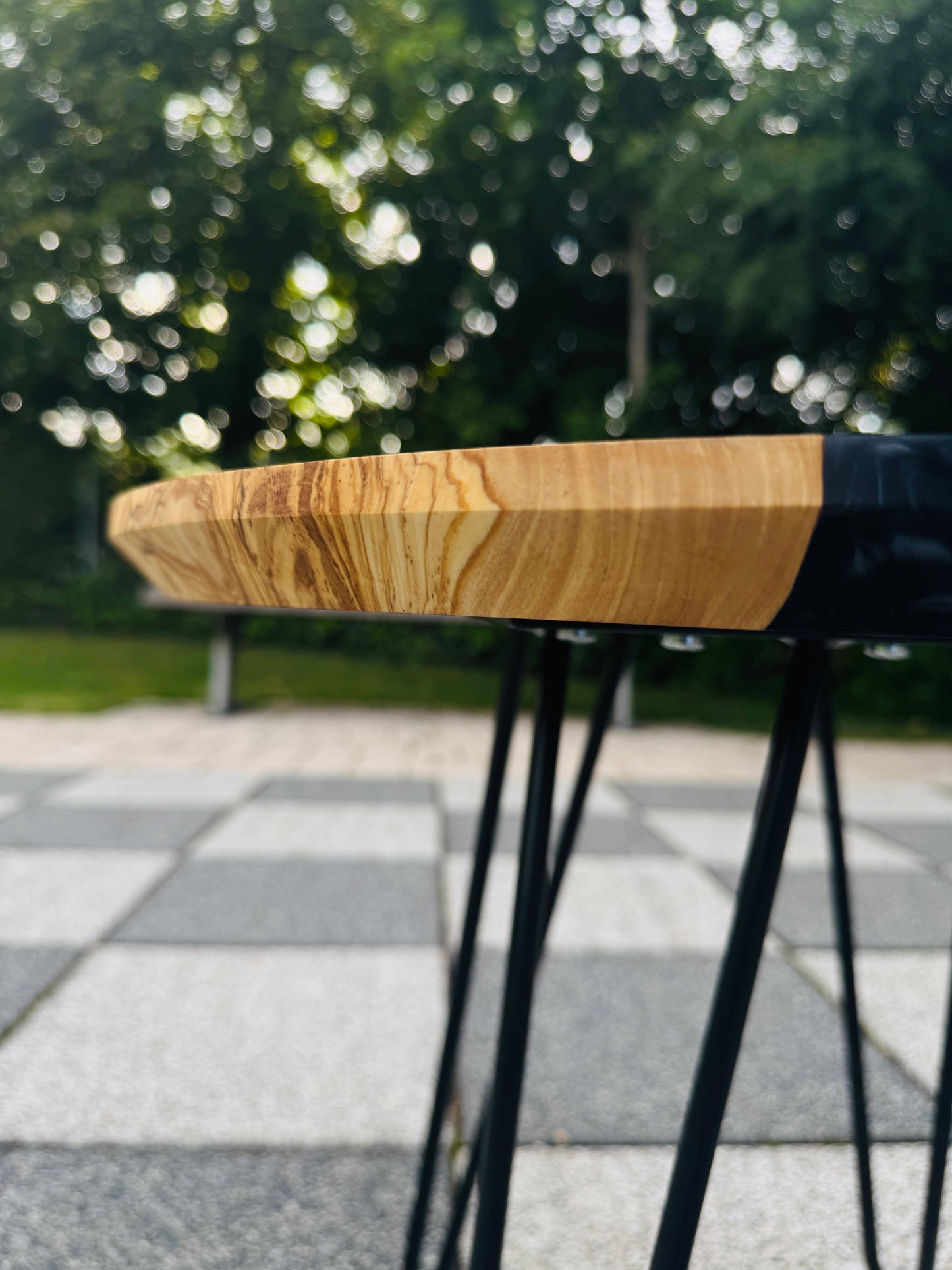Coffee table «Titan Flow»