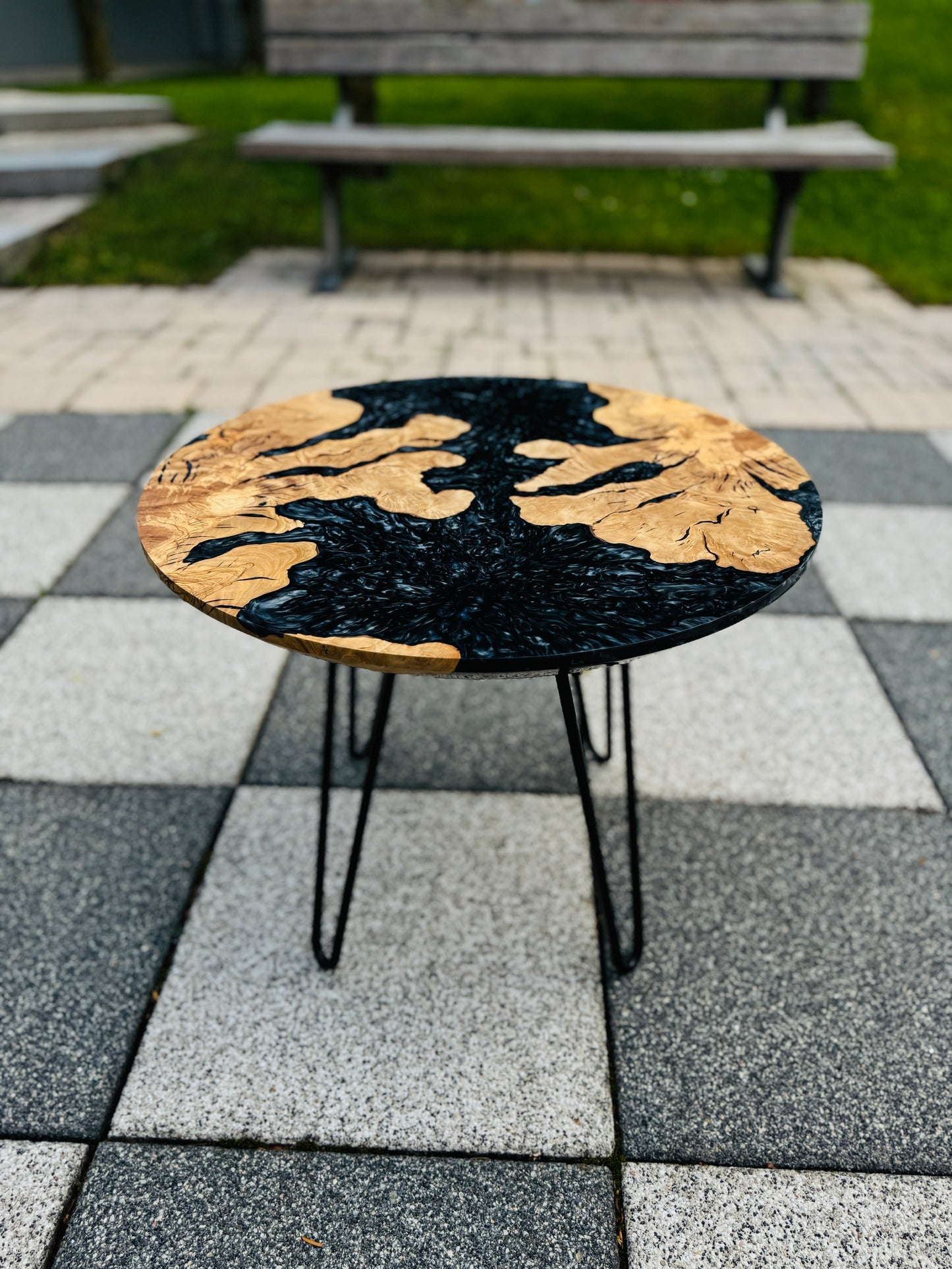 Coffee table «Titan Flow»
