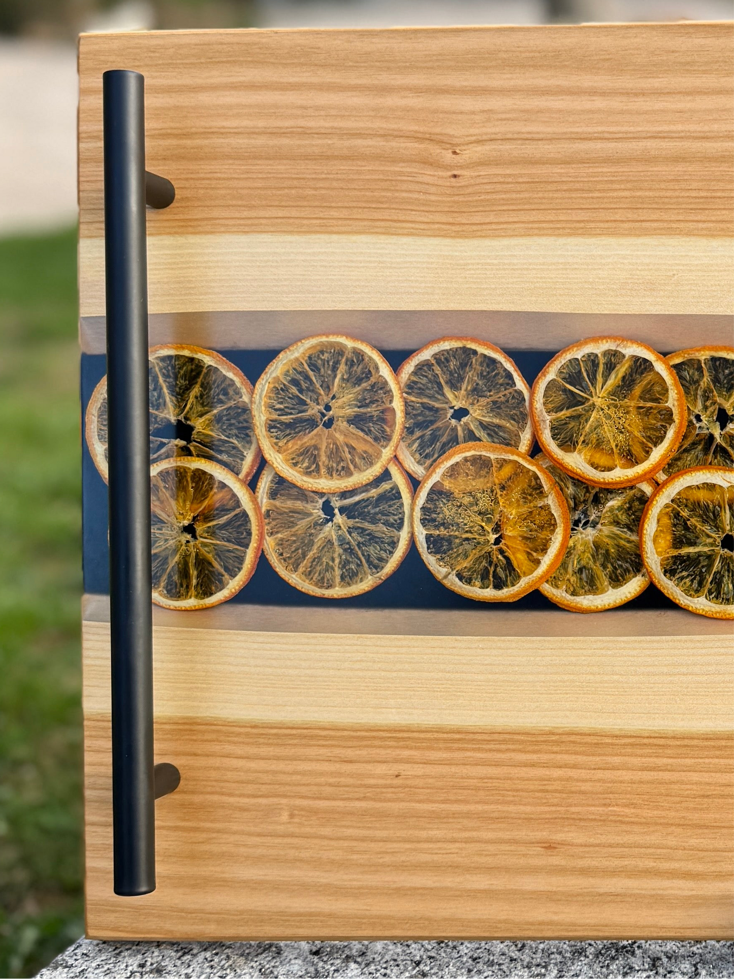 Citrus Glow – Wild cherry serving tray with orange slices and clear epoxy resin