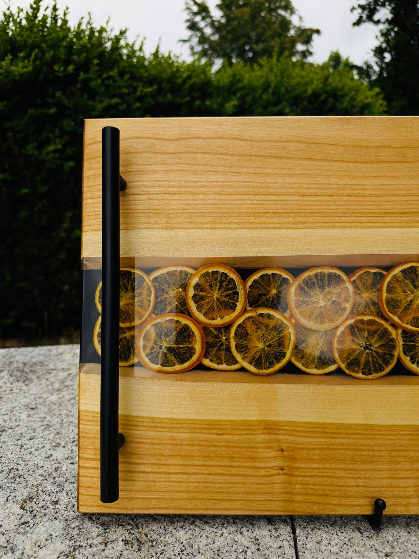Citrus Glow – Wild cherry serving tray with orange slices and clear epoxy resin