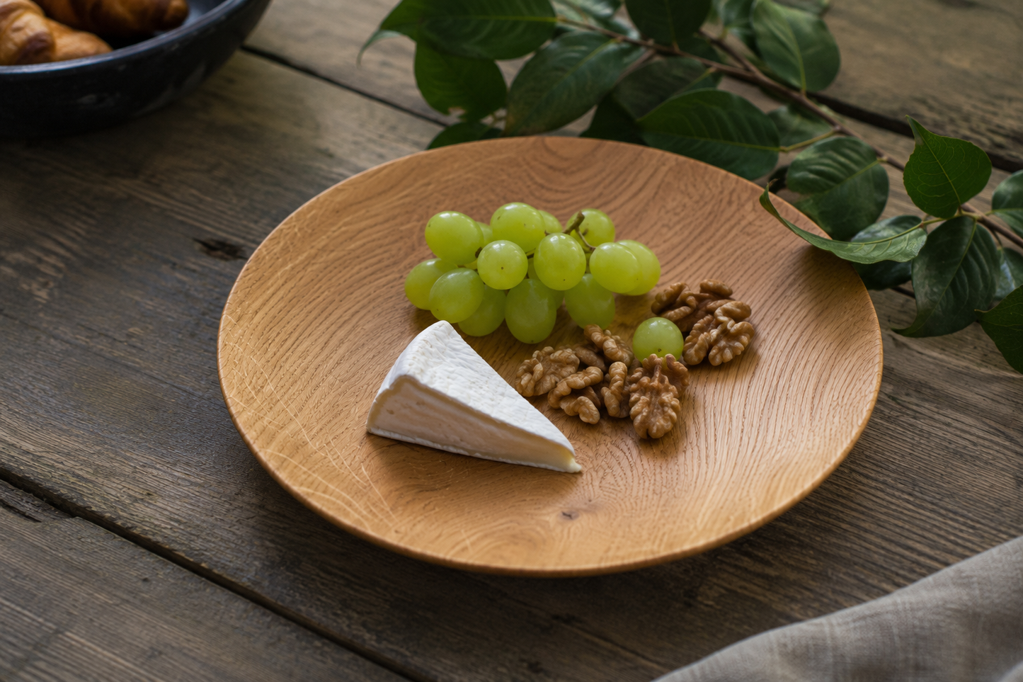 Obstschale aus Eiche – Unikat Ø 30 cm