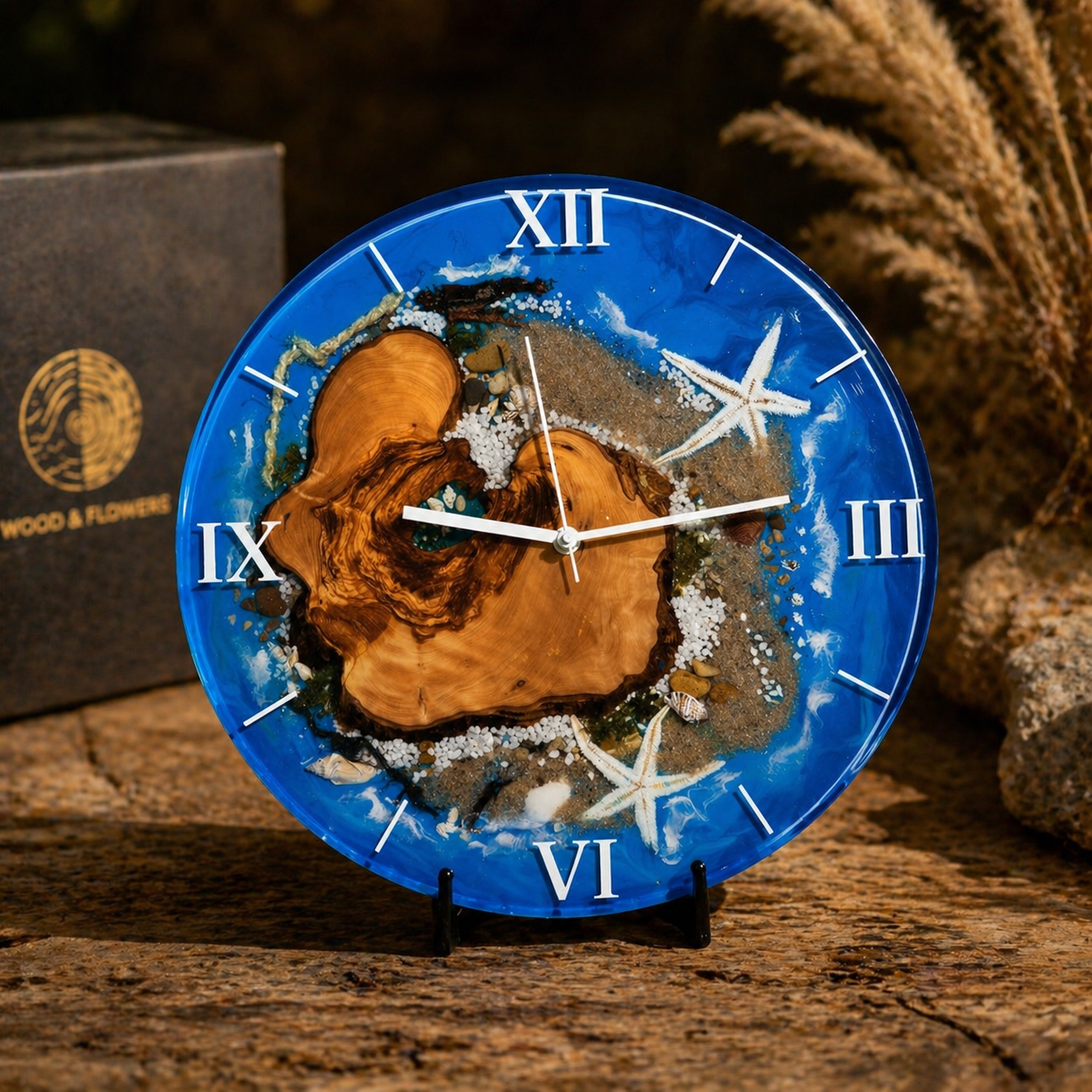 🌊 Ocean Heart – Handgefertigte Wanduhr aus Olivenholz & Epoxidharz